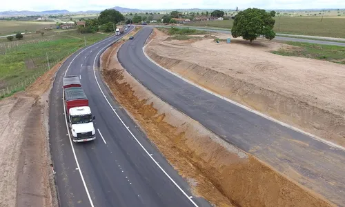 
                                        
                                            DNIT anuncia desvio em trecho próximo ao Cajá na BR-230
                                        
                                        