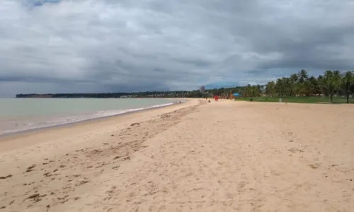 
				
					Marinha alerta para ondas de até 3,5 metros no litoral da Paraíba
				
				