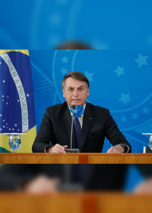 
                                        
                                            Certificado de vacinação de Bolsonaro é falso, conclui CGU
                                        
                                        