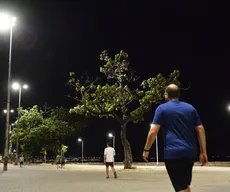 Equipamentos de academia ao ar livre são recolhidos após aglomeração, em João Pessoa