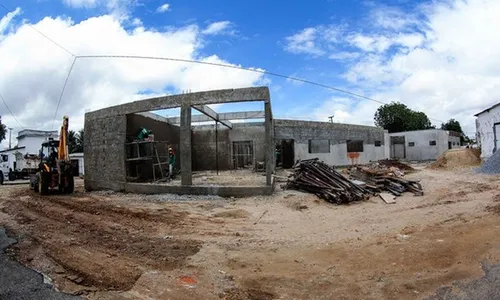 
                                        
                                            Prefeitura inicia obras de Hospital de Campanha para pacientes de coronavírus em CG
                                        
                                        