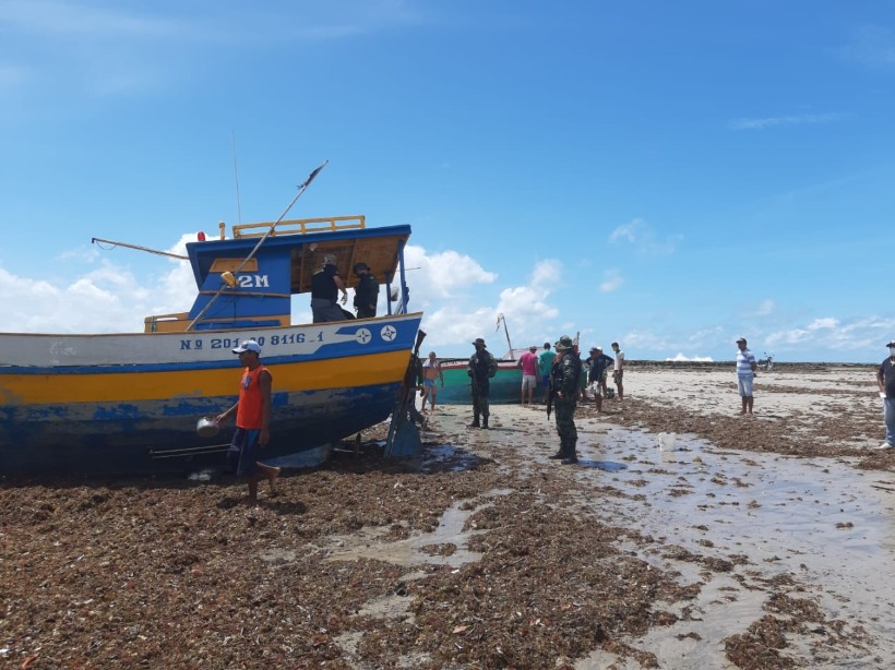 
                                        
                                            Operação da PF investiga pesca ilegal de lagosta no Litoral Norte da Paraíba
                                        
                                        