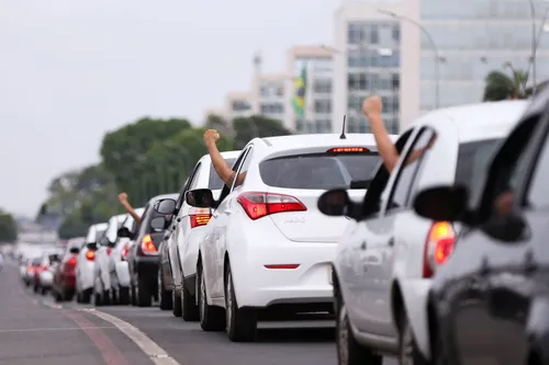 
				
					TRT da Paraíba reconhece vínculo de emprego entre motorista e a Uber
				
				