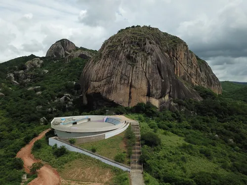 
				
					Romaria do Santuário da Pedra da Boca é cancelada e missa será via internet
				
				