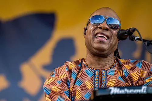 
				
					Maravilha da soul music, Stevie Wonder completa 70 anos
				
				