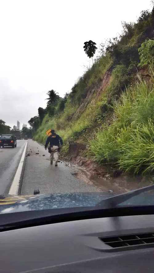 
				
					João Pessoa e outras 62 cidades da Paraíba estão em alerta do Inmet após chuvas intensas
				
				