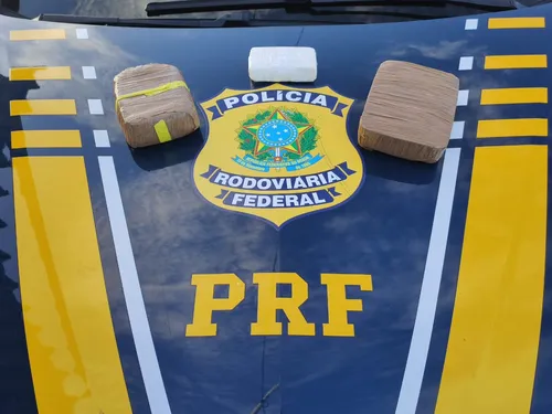 
				
					PRF prende homens com drogas em barreira sanitária instalada na Paraíba
				
				