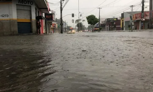 
                                        
                                            Durante alerta vermelho da previsão do tempo, chove 150 milímetros em JP
                                        
                                        