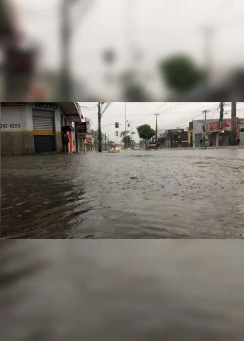 
                                        
                                            Dois alertas de chuvas são emitidos para João Pessoa e outros 33 municípios
                                        
                                        