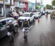Mais de 230 veículos são barrados na Grande JP em primeira fiscalização de decreto