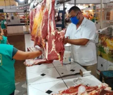 Comerciantes dos mercados públicos e feiras de Campina Grande são fiscalizados