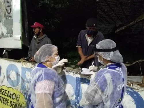 
				
					Saúde de Campina Grande promove atendimento médico a pessoas em situação de rua
				
				