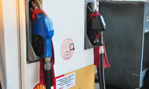 
                                        
                                            Menor preço da gasolina fica em R$ 3,49 em João Pessoa
                                        
                                        