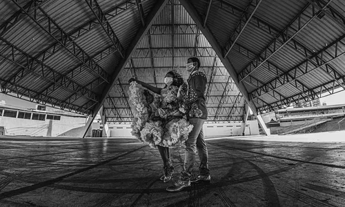 
                                        
                                            Fotógrafo de Campina Grande ganha prêmio por exposição sobre São João durante a pandemia
                                        
                                        