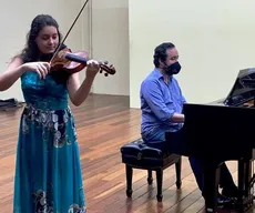 Estudante de violino na UFPB é premiada em concurso internacional