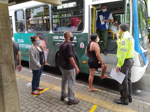 
				
					Ônibus voltam a circular em João Pessoa sem registro de aglomeração pela Semob
				
				