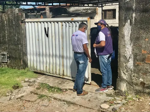 
				
					Brigada sanitária aborda 2.316 pessoas e constata sintomas gripais em 47, em JP
				
				