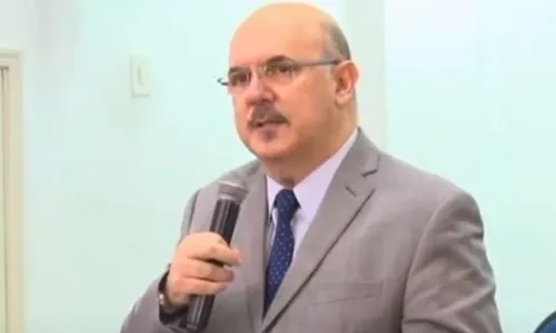 
                                        
                                            Ministro da Educação volta à Paraíba para participar de lançamento de curso em faculdade particular
                                        
                                        