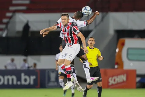 
				
					Em busca da 1ª vitória na Série C, Botafogo-PB recebe o Santa Cruz no Almeidão
				
				