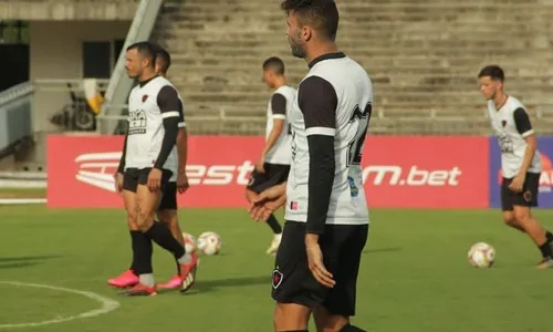 
                                        
                                            Botafogo-PB empata com o Jacuipense e segue sem vencer na Série C
                                        
                                        