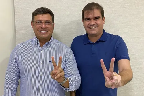 
				
					Democratas oficializa candidatura à reeleição de Vítor Hugo em Cabedelo
				
				