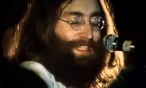 
				
					Lennon/80: Num festival em Toronto, John e Yoko pediram ao mundo uma chance à paz
				
				