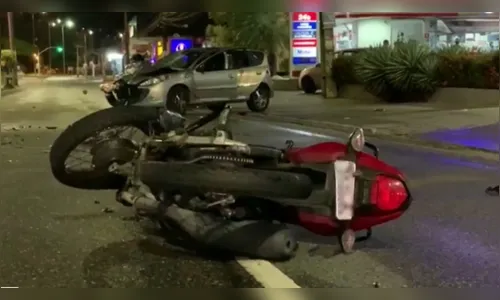 
				
					Policial suspeito de colidir carro na contramão em motoqueiro é solto, em João Pessoa
				
				