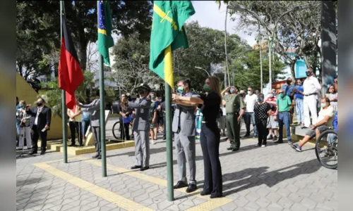 
				
					Campina Grande tem solenidade do hasteamento da bandeira em alusão ao Dia da Independência
				
				