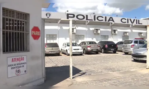 
				
					Polícia Civil prende PM reformado suspeito de vender munições de forma ilegal
				
				