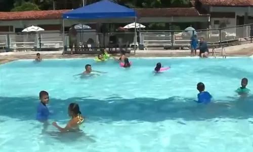 
				
					Prefeitura de Campina Grande autoriza uso coletivo de piscinas na cidade
				
				