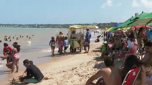 
				
					Feriado de Nossa Senhora Aparecida tem Praia do Cabo Branco com aglomerações
				
				