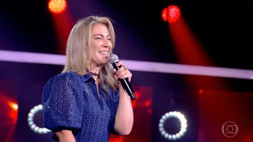 
				
					The Voice Brasil: cantora de João Pessoa conquista os quatro jurados
				
				