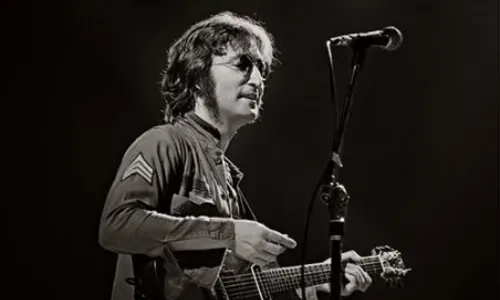 
				
					Lennon/80: "O Papa toma droga todo dia", é o que canta John em seu álbum mais politizado
				
				