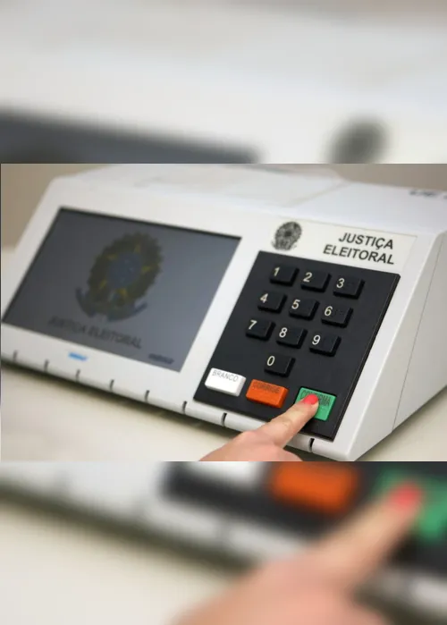 
                                        
                                            Eleições 2022: mais de 8 mil paraibanos solicitam voto em trânsito
                                        
                                        