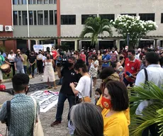 Estudantes, professores e servidores fazem protesto na UFPB contra nomeação do novo reitor