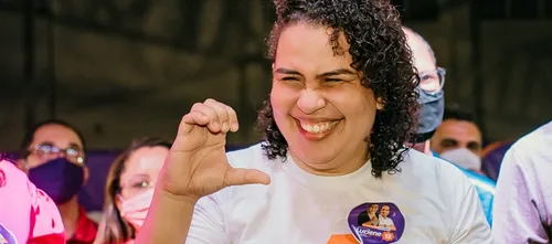 
				
					Com 39,21% dos votos, Luciene de Fofinho é reeleita prefeita de Bayeux
				
				