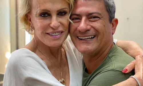 
                                        
                                            Ana Maria Braga homenageia Tom Veiga, intérprete do Louro José, no 'Mais Você'
                                        
                                        