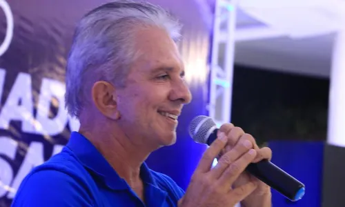 
                                        
                                            Nabor Wanderley é multado em R$ 30 mil por realização de showmício em Patos
                                        
                                        