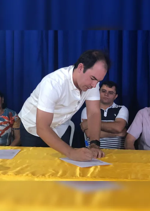 
                                        
                                            Prefeito de município do Sertão da PB só precisou de um voto para ser reeleito
                                        
                                        