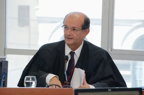 
				
					Juiz Aluizio Bezerra lança 3ª edição do livro ‘Processo de Improbidade Administrativa’
				
				