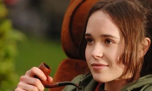 
				
					Ellen Page, a atriz de Juno, anuncia que é transgênero e se chama Elliot
				
				