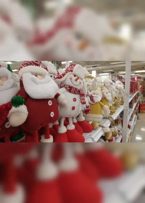 
                                        
                                            Procon de CG encontra diferença de até 900% em preços de itens de decoração natalina
                                        
                                        