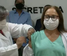 Enfermeira do Hospital Clementino Fraga é 1ª vacinada contra a Covid-19 na PB