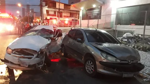 
				
					Decretada prisão preventiva do motorista de carro de luxo suspeito de matar baterista
				
				