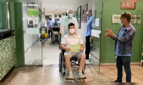 
				
					Recuperados da Covid-19, quatro pacientes de Manaus recebem alta do HU de JP
				
				