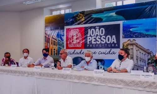 
				
					Cícero confirma cancelamento do Folia de Rua e Carnaval Tradição em João Pessoa
				
				