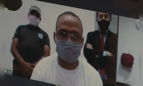 
				
					Vereador suspeito de assalto toma posse em presídio da PB através de videoconferência
				
				