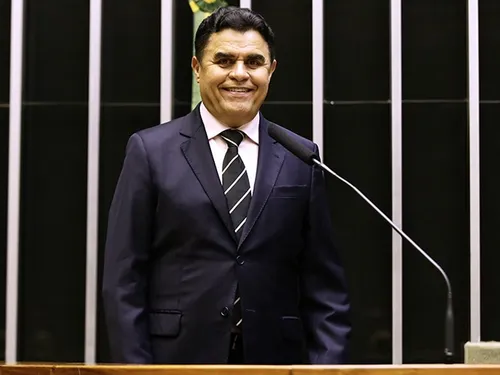 
				
					Wilson Santiago segue deputados do PTB em nota de repúdio contra Roberto Jefferson
				
				