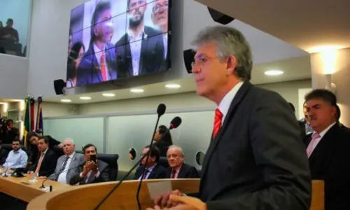 
				
					Os deputados estaduais, a maioria ex-aliados do ex-governador Ricardo  Coutinho, vão derrubar ou manter decisão do TCE que reprovou as conta da gestão em 2016?
				
				