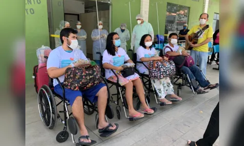 
				
					Hospital Universitário de CG dá alta médica a quatro pacientes de Manaus
				
				